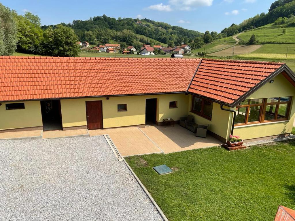 Ruralna Kuca 'Villa Zagorka' Za Odmor Sa Bazenom I Bocalistem Donja Pacetina エクステリア 写真