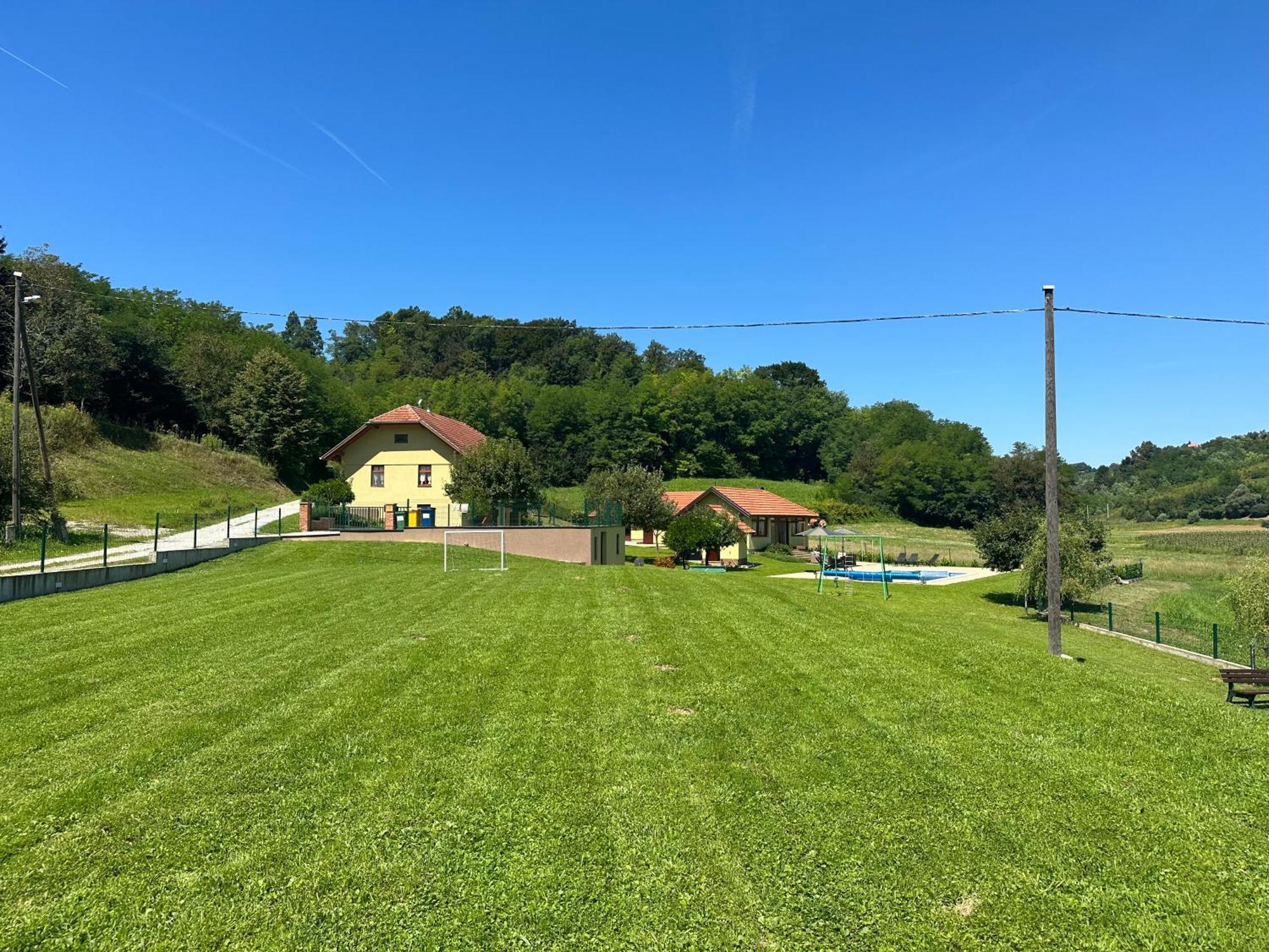 Ruralna Kuca 'Villa Zagorka' Za Odmor Sa Bazenom I Bocalistem Donja Pacetina エクステリア 写真
